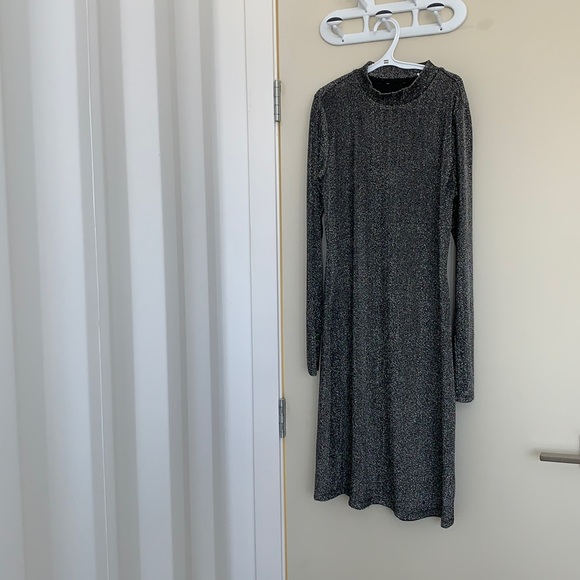 Rw&Co size small knee length, slightly A-line silver dress - Picture 1 of 2